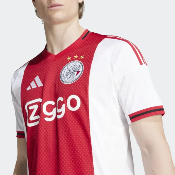 Ajax local 25/26