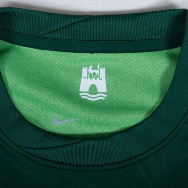 Wolfsburgo Local 25726 Nike