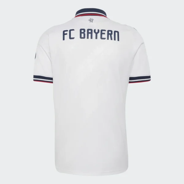 BAYERN MÜNCHEN AWAY 26 27 B